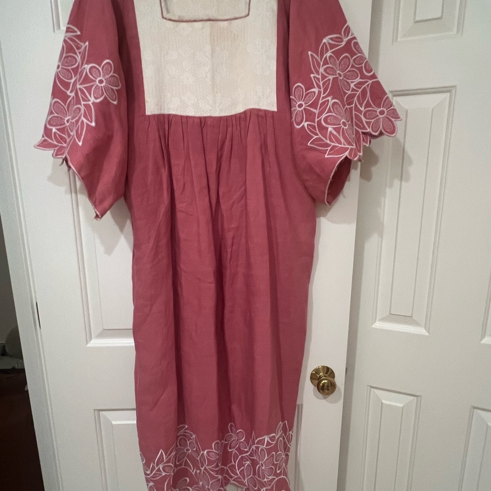 Nina Leuca Pink Floral Embroidered Tunic Dress